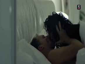 OLGA SUTULOVA NUDE/SEXY SCENE IN SODERZHANKI