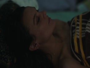 FRANKIE SHAW NUDE/SEXY SCENE IN SMILF