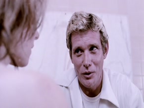 DIANNE HULL in THE FIFTH FLOOR