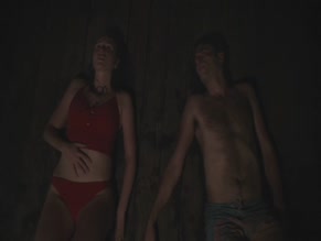 KATE LYN SHEIL NUDE/SEXY SCENE IN POLLYWOGS