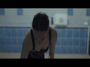 SARA SERRAIOCCO in CLORO (2015)