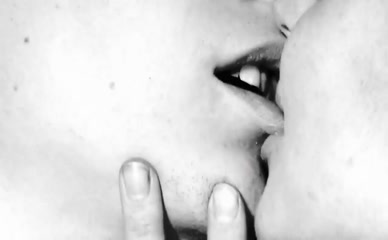 LINDSAY LOHAN NUDE/SEXY SCENE IN LINDSAY'S PRIVATE PARTY