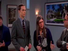 KALEY CUOCO in THE BIG BANG THEORY