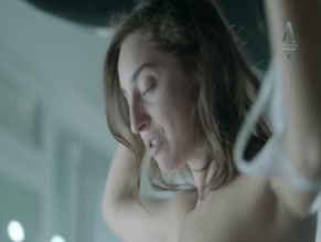 MARTA NOSOVA in SLADKAYA ZHIZN