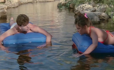 SHERILYN FENN NUDE/SEXY SCENE IN THE WRAITH