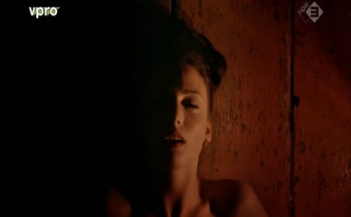 GAITE JANSEN NUDE/SEXY SCENE IN GROENLAND