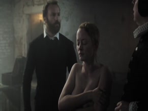 SILKE BODENBENDER in DIE SEELEN IM FEUER