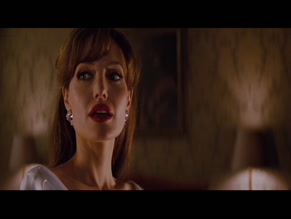 ANGELINA JOLIE in THE TOURIST (2010)