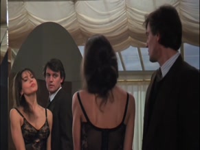 JULIETTE BINOCHE NUDE/SEXY SCENE IN THE UNBEARABLE LIGHTNESS OF BEING