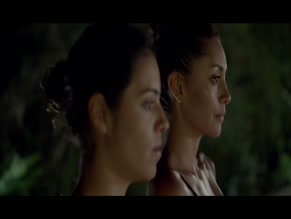 CAROLINA GUERRA in THE FIREFLY (2013)