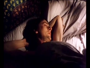 SAMANTHA MORTON in UNDER THE SKIN (1997)