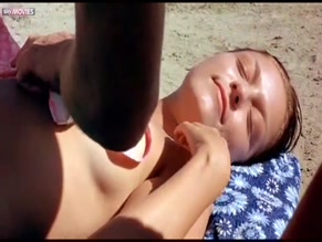 LAILA ROBINS NUDE/SEXY SCENE IN THE BLOOD ORANGES