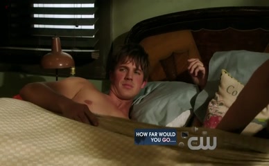 JESSICA STROUP NUDE/SEXY SCENE IN 90210