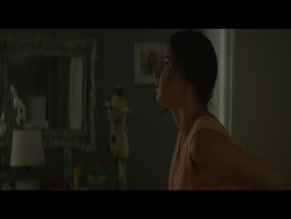 JULIETTE LEWIS NUDE/SEXY SCENE IN KELLY & CAL