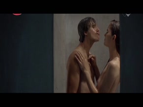 HANNAH HOEKSTRA in SUNNY SIDE UP