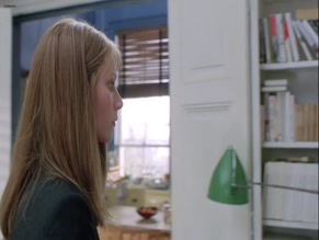 JEANNE TRIPPLEHORN in SLIDING DOORS (1998)