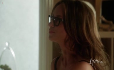 JENNIFER LOVE HEWITT in THE CLIENT LIST