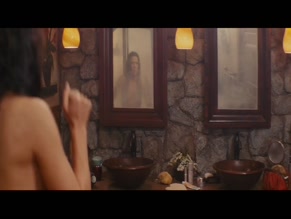 SANDRA BULLOCK NUDE/SEXY SCENE IN THE PROPOSAL