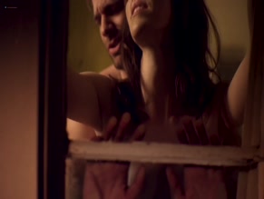 LYNDSY FONSECA in MOMENTS OF CLARITY (2015)