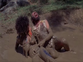 PAM GRIER NUDE/SEXY SCENE IN THE BIG BIRD CAGE