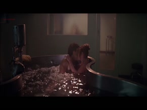 PAMELA SUSAN SHOOP in HALLOWEEN II (1981)