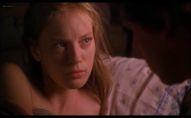 SARAH POLLEY NUDE/SEXY SCENE IN GUINEVERE