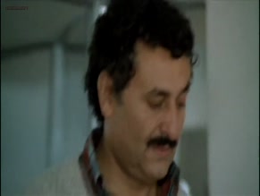 SIGOURNEY WEAVER in HALF MOON STREET (1986)