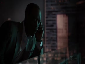 KRISTEN BELL in HOUSE OF LIES (2012-)