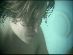 IRINA BJORKLUND in MINA JA MORRISON (2001)