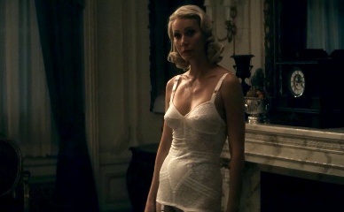 GWYNETH PALTROW NUDE/SEXY SCENE IN MARTY SUPREME