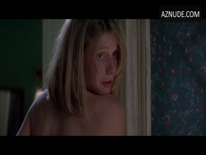 GWYNETH PALTROW NUDE/SEXY SCENE IN MOONLIGHT AND VALENTINO