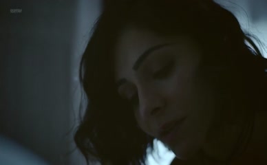 PEGAH FERYDONI NUDE/SEXY SCENE IN PASTEWKA