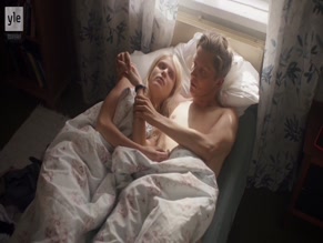 ALINA TOMNIKOV in DONNA (2018)