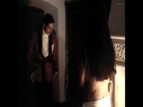 ANA ALVAREZ in AQUI HUELE A MUERTO