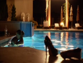 KRISTEN BELL in HOUSE OF LIES