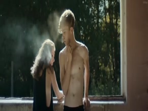 PAULA KROH in AZ-UNDETERMINED