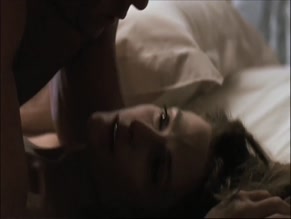 LISA KING in WAKE OF DEATH (2004)