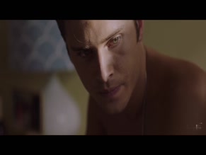 MIA SERAFINO NUDE/SEXY SCENE IN SMILEY FACE KILLERS