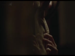 KELLY MURTAGH in SHAPELESS