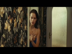 EMILIA SCHULE in DIE VERGESSLICHKEIT DER EICHHORNCHEN