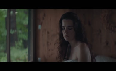 ROXANE MESQUIDA in MERCURY IN RETROGRADE