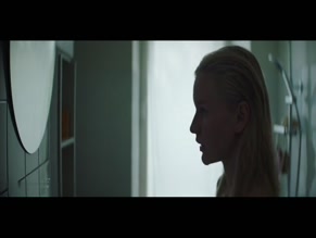 ELENA TRONINA in AVRORA (2022)