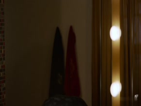 ELIZABETH CULLEN in ELVIS