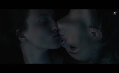 KAMILA JANIK NUDE/SEXY SCENE IN JA TU JESTEM