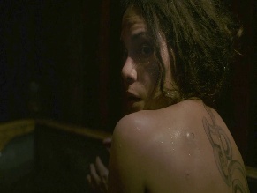 HALLE BERRY NUDE/SEXY SCENE IN NEVER LET GO