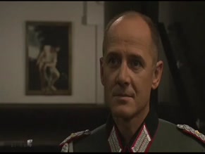 KAREN FRIESICKE in SPY SORGE (2003)