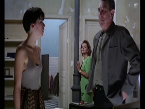 KATE BECKINSALE NUDE/SEXY SCENE IN UNCOVERED