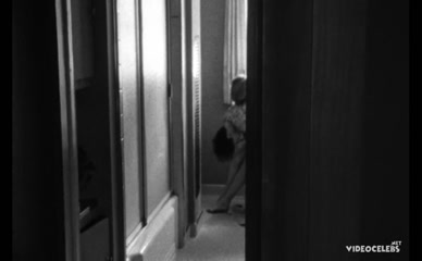 LYNN CARLIN NUDE/SEXY SCENE IN FACES