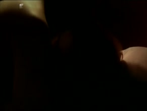 AGNIESZKA WARCHULSKA NUDE/SEXY SCENE IN WIEZA