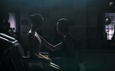 CAITY LOTZ NUDE/SEXY SCENE IN THE MACHINE